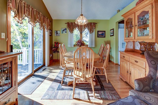 45 Coolidge Road, Amsterdam, NY 12010