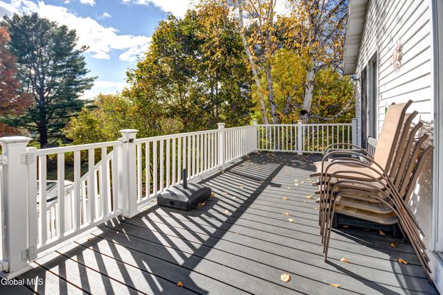 45 Coolidge Road, Amsterdam, NY 12010