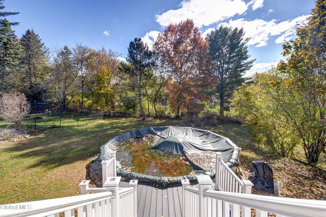 45 Coolidge Road, Amsterdam, NY 12010