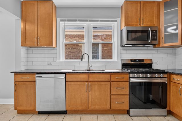 3953 N Oleander Avenue 1, Chicago, IL 60634