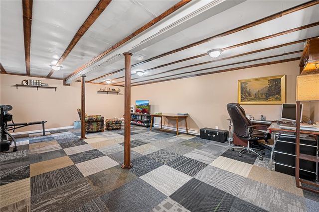 1537 Crest Park Court, Bethlehem City, PA 18015