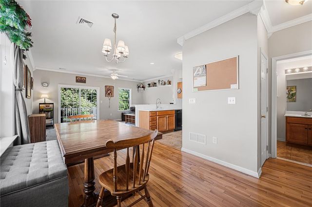 1537 Crest Park Court, Bethlehem City, PA 18015