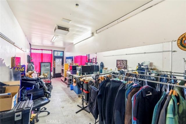 2945 Tweedy, South Gate, CA 90280