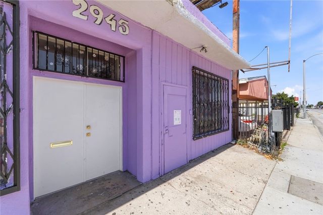 2945 Tweedy, South Gate, CA 90280