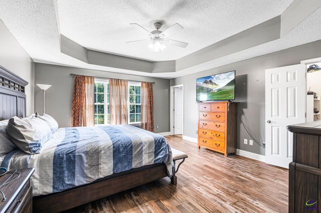 370 Twin Lakes Drive, Gray, GA 31032