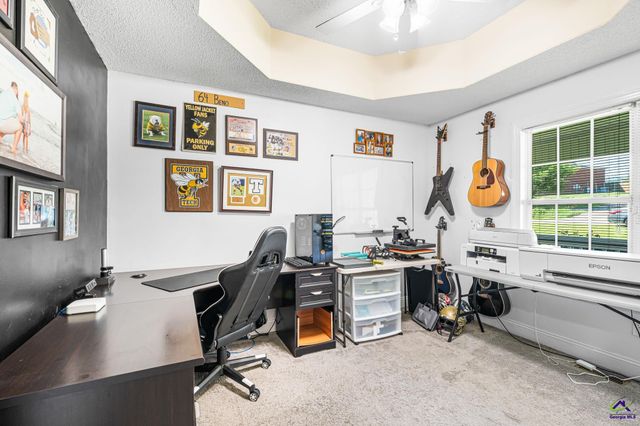 370 Twin Lakes Drive, Gray, GA 31032