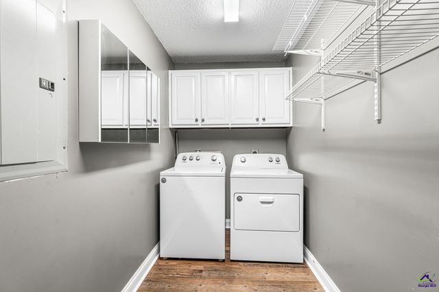 370 Twin Lakes Drive, Gray, GA 31032