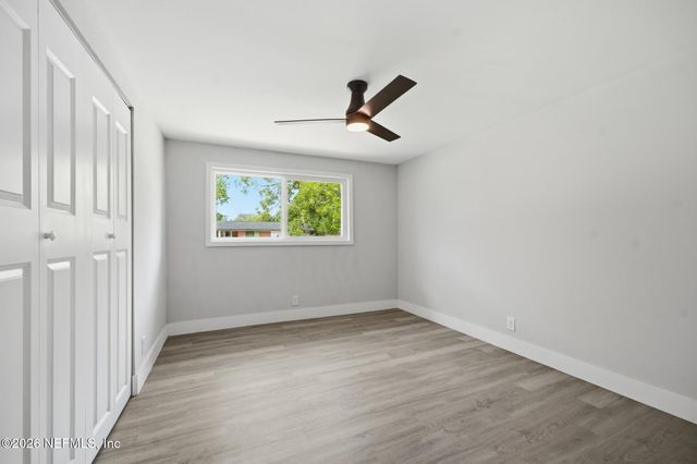 5305 WASHINGTON ESTATES Drive, Jacksonville, FL 32209