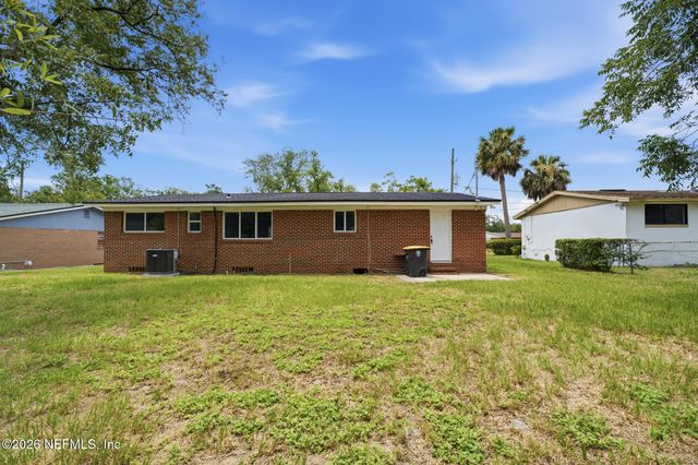5305 WASHINGTON ESTATES Drive, Jacksonville, FL 32209