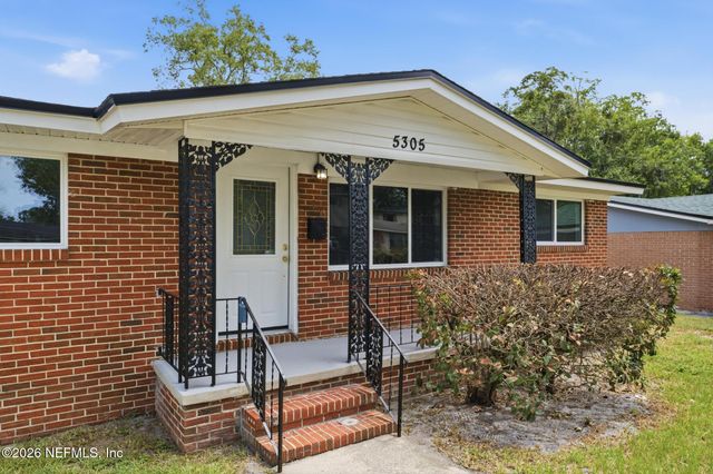 5305 WASHINGTON ESTATES Drive, Jacksonville, FL 32209