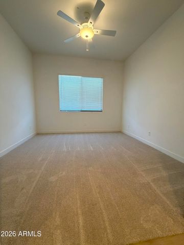 835 E HOPI Trail, Phoenix, AZ 85042
