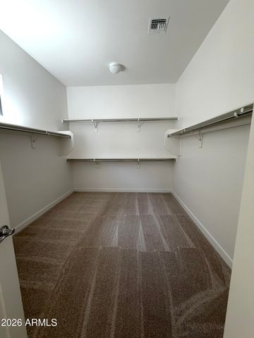 835 E HOPI Trail, Phoenix, AZ 85042