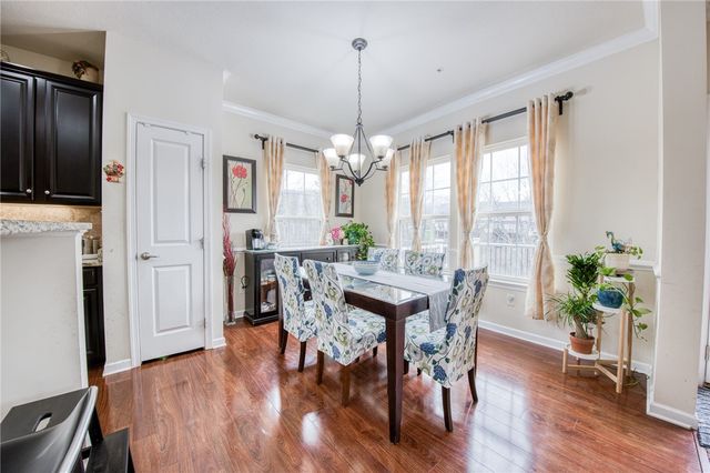 604 Edison Dr, Marshall, PA 15090