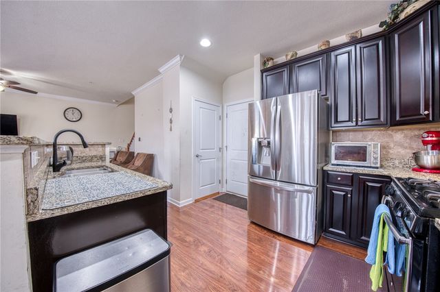 604 Edison Dr, Marshall, PA 15090