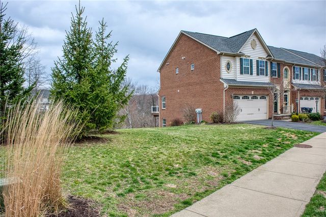 604 Edison Dr, Marshall, PA 15090