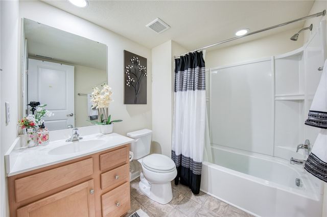 604 Edison Dr, Marshall, PA 15090