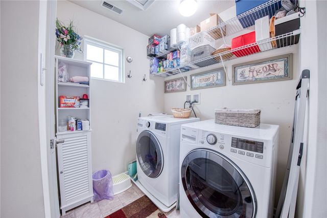 604 Edison Dr, Marshall, PA 15090