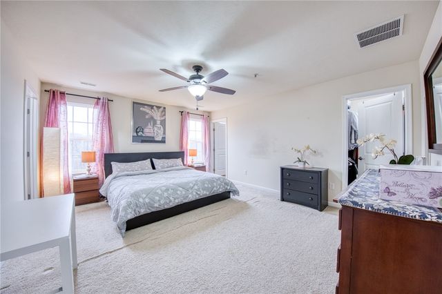 604 Edison Dr, Marshall, PA 15090