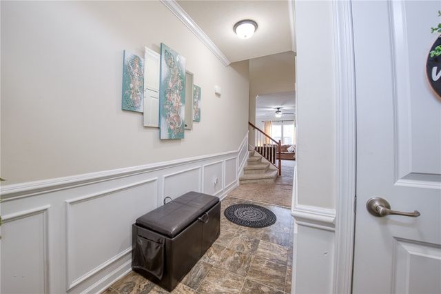 604 Edison Dr, Marshall, PA 15090