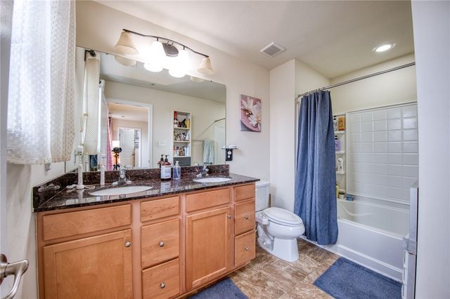 604 Edison Dr, Marshall, PA 15090