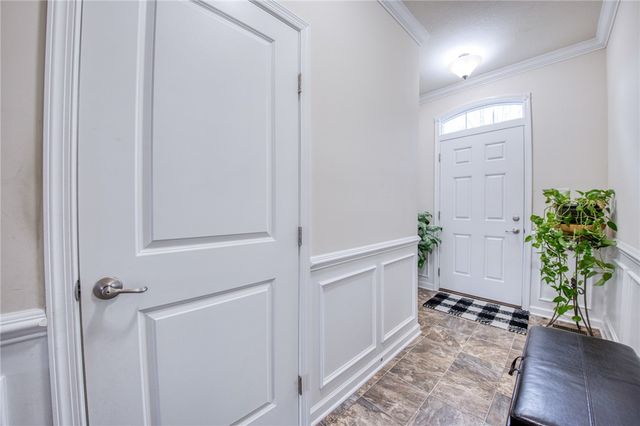 604 Edison Dr, Marshall, PA 15090