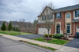 604 Edison Dr, Marshall, PA 15090