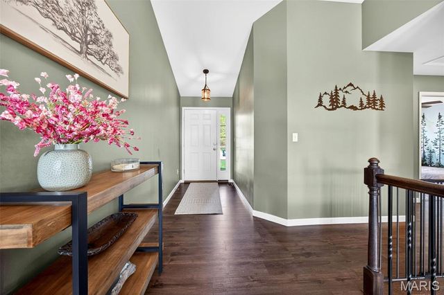 79 Stone Bridge Drive, Moscow Mills, MO 63362