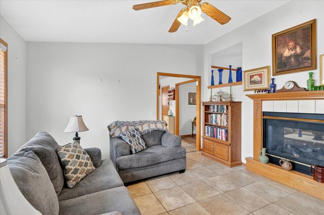 3957 W Greenwood Street, Springfield, MO 65807