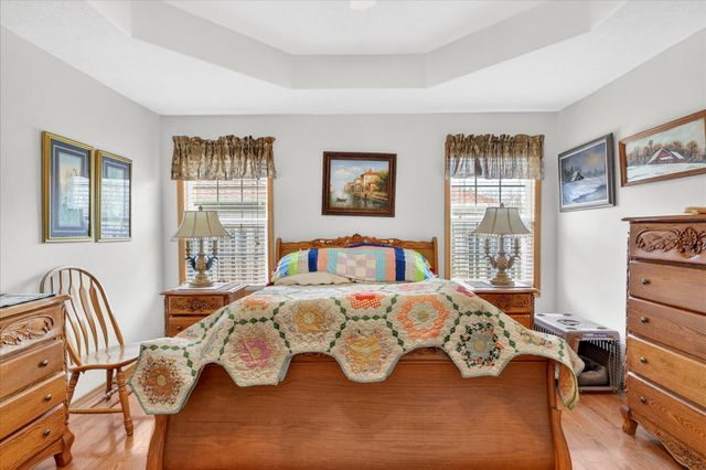 3957 W Greenwood Street, Springfield, MO 65807