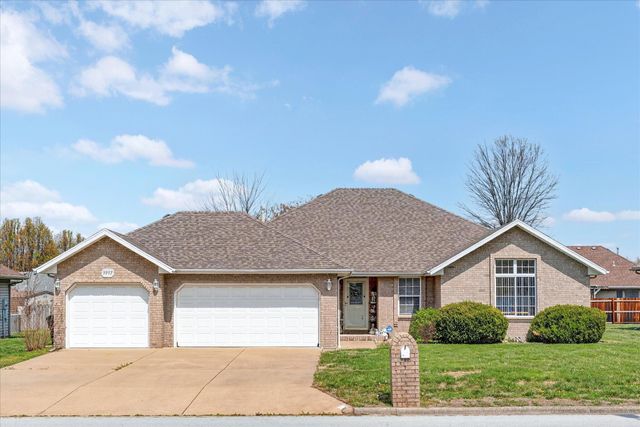 3957 W Greenwood Street, Springfield, MO 65807