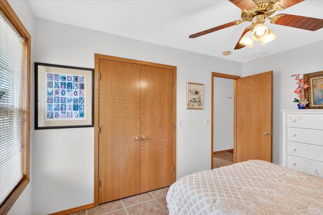 3957 W Greenwood Street, Springfield, MO 65807