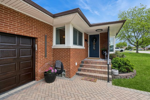 4911 N Frank Parkway, Norridge, IL 60706