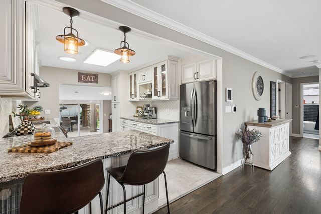4911 N Frank Parkway, Norridge, IL 60706