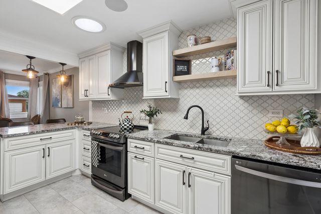 4911 N Frank Parkway, Norridge, IL 60706