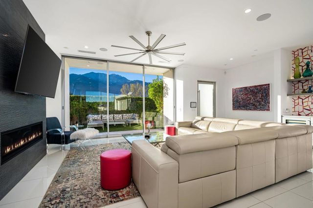 1940 S Barona Road, Palm Springs, CA 92264