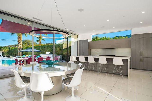 1940 S Barona Road, Palm Springs, CA 92264