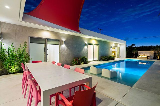 1940 S Barona Road, Palm Springs, CA 92264