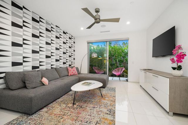 1940 S Barona Road, Palm Springs, CA 92264