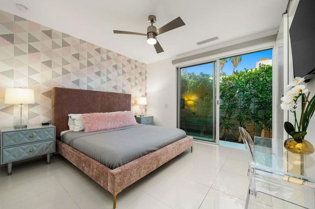 1940 S Barona Road, Palm Springs, CA 92264