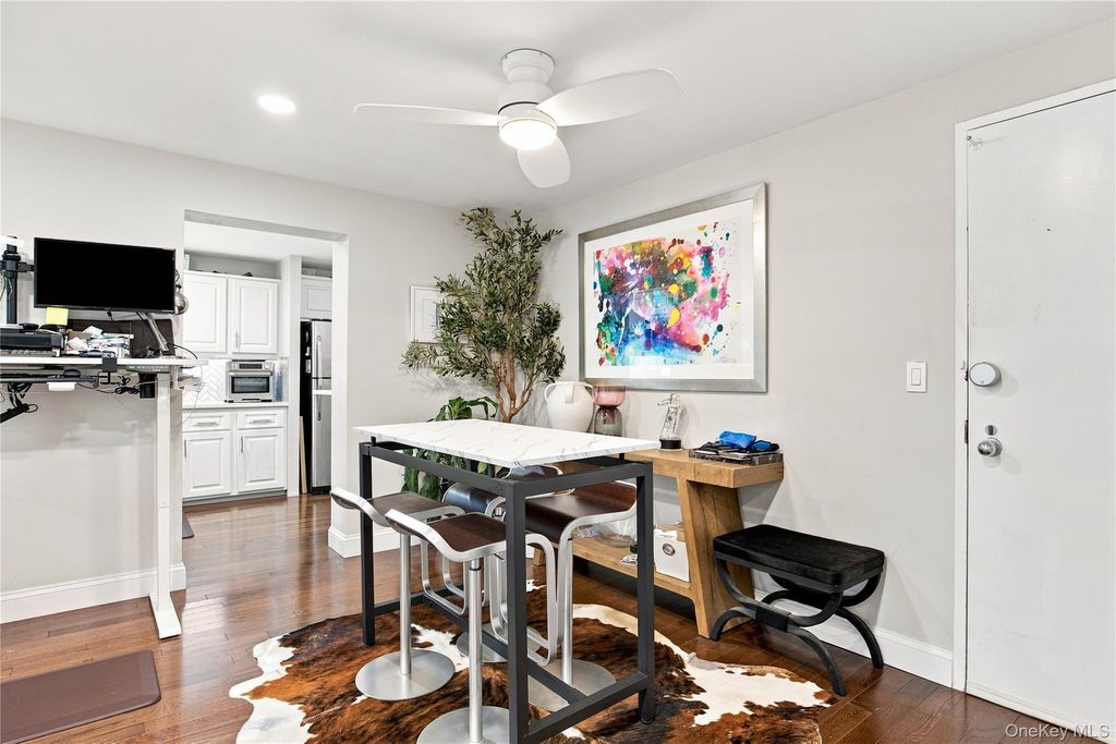1 Bay Club Drive 3E, Bayside, NY 11360 — photo 5