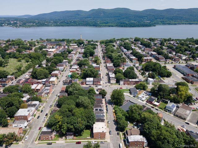 214 Renwick Street, Newburgh, NY 12550