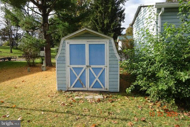 2 S . HOLLAR DRIVE, Shippensburg, PA 17257