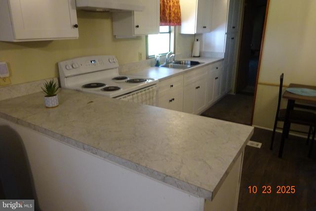 2 S . HOLLAR DRIVE, Shippensburg, PA 17257