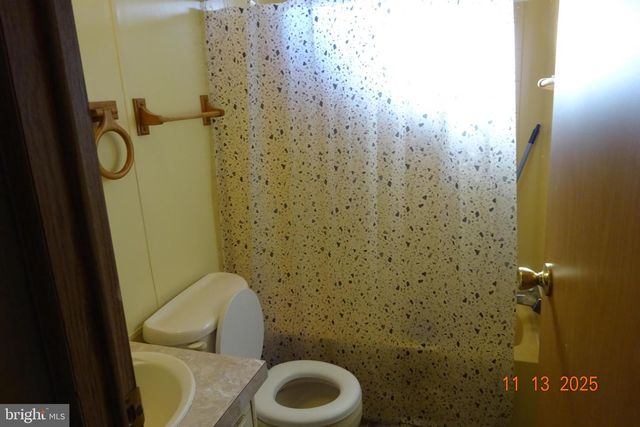 2 S . HOLLAR DRIVE, Shippensburg, PA 17257