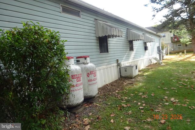 2 S . HOLLAR DRIVE, Shippensburg, PA 17257