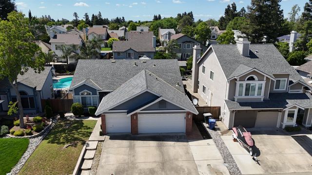 8212 Newbury Park Ct, Sacramento, CA 95828