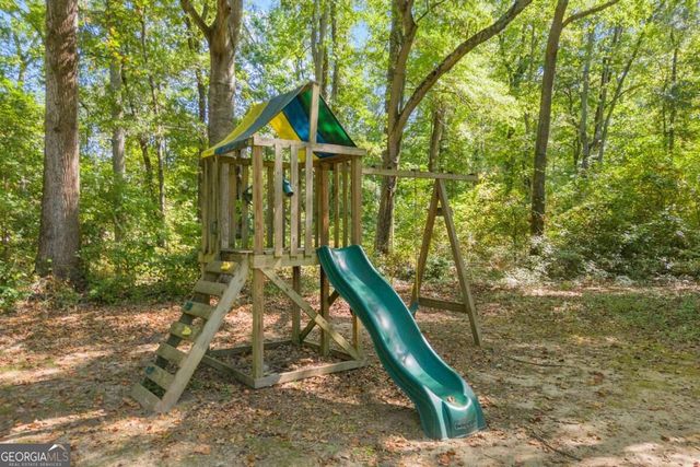 111 Buttercup Lane, Bogart, GA 30622