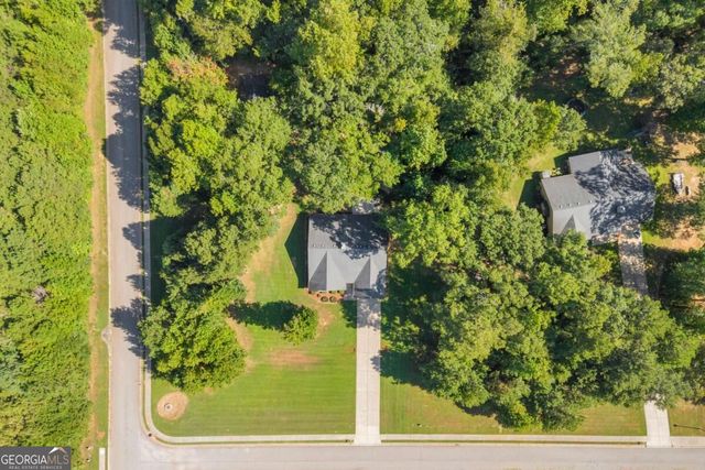 111 Buttercup Lane, Bogart, GA 30622