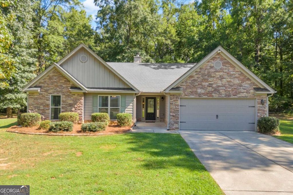 111 Buttercup Lane, Bogart, GA 30622