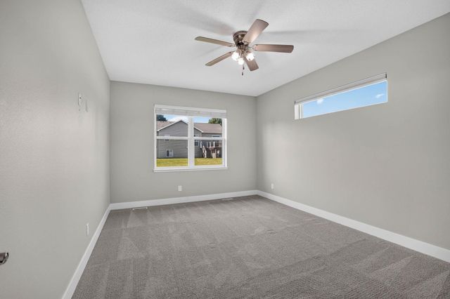 2224 Vera Way, Cedar Falls, IA 50613